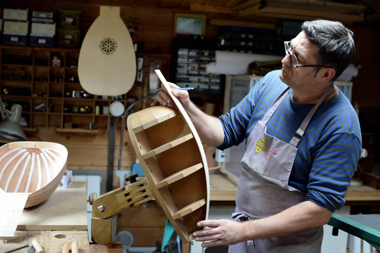 Laurent le Guyader luthier