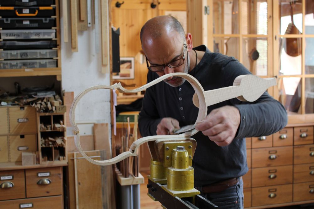 Ugo Casalonga luthier